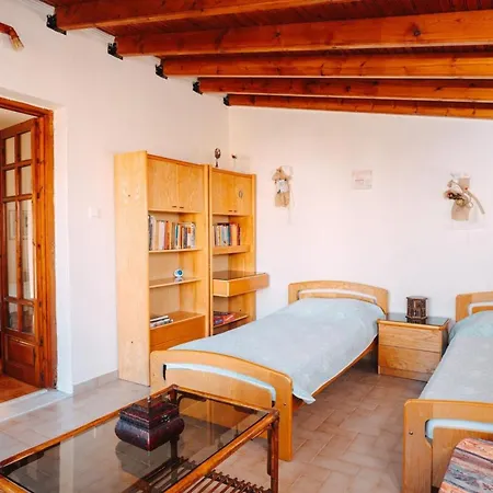 Sylvi Maisonette Volos *