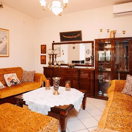Sylvi Maisonette Volos Σπίτι διακοπών *